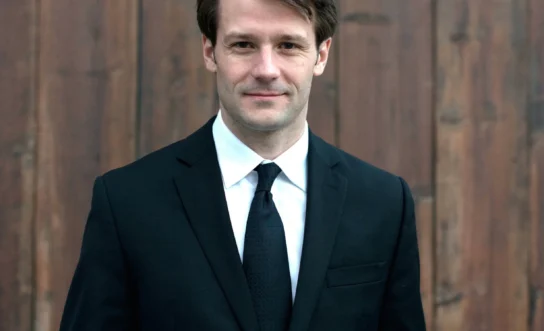 This Grammy-Winning Orchestra Conductor Wants You to Stop Being Afraid of Classical Music